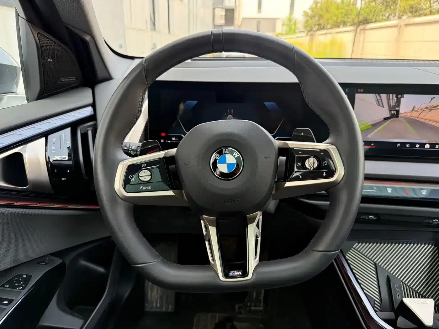 BMW X3 2025 xDrive30L Luxury M Sport Package — миниатюра 17