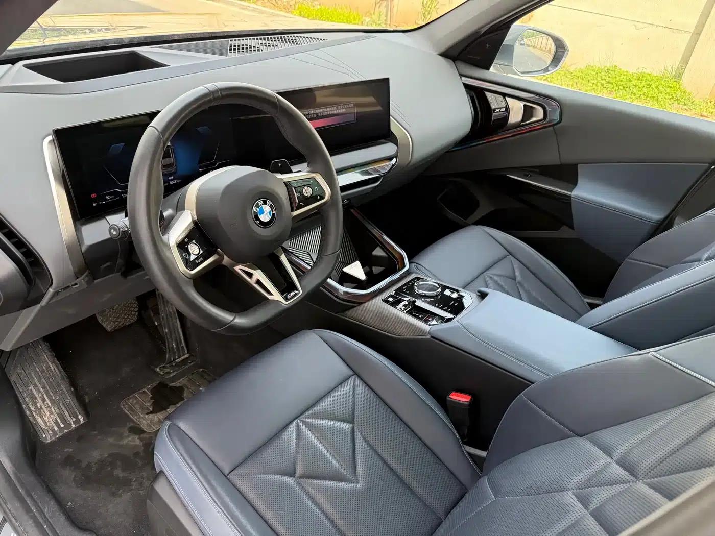 BMW X3 2025 xDrive30L Luxury M Sport Package — миниатюра 8