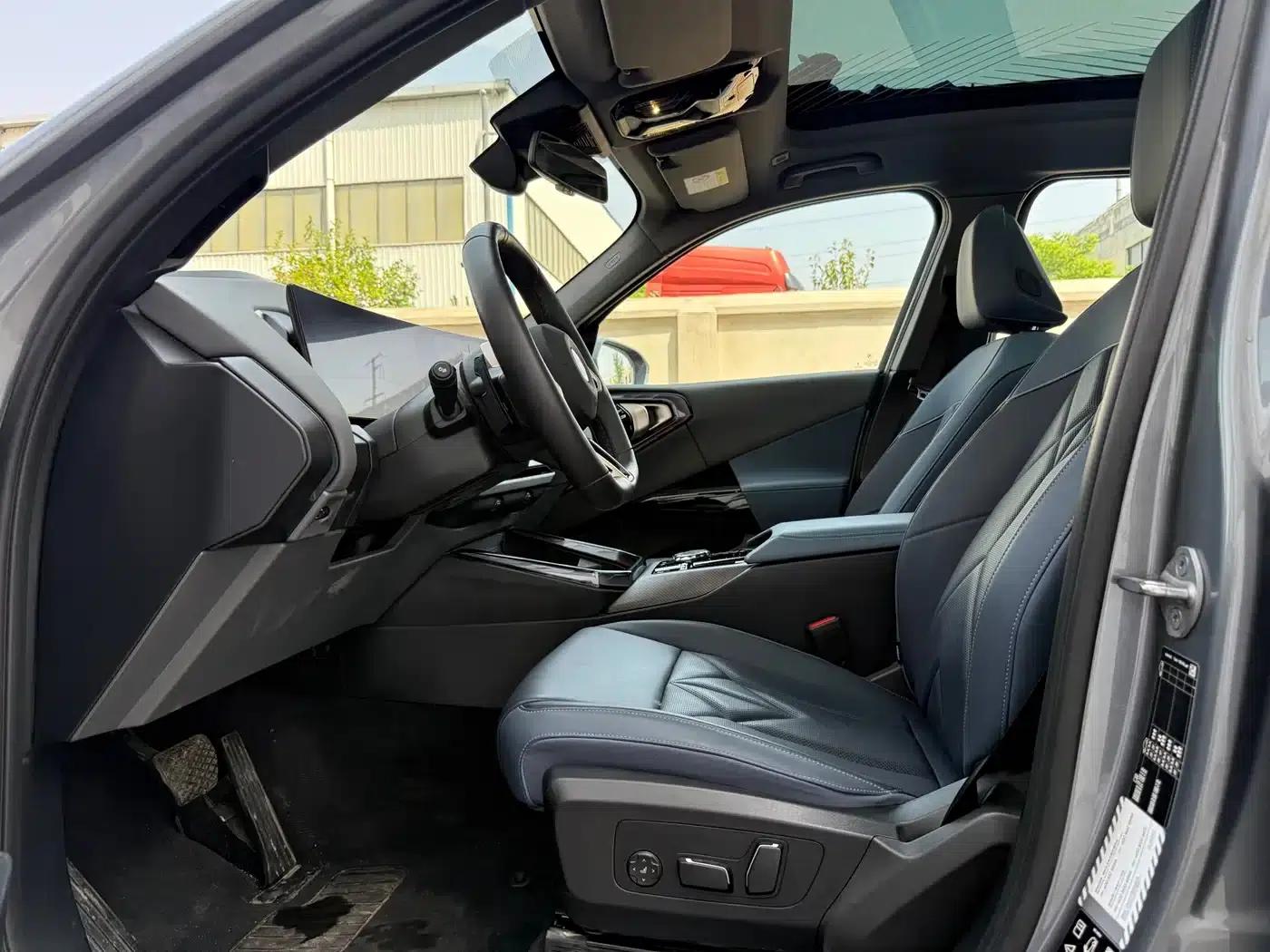 BMW X3 2025 xDrive30L Luxury M Sport Package — миниатюра 10