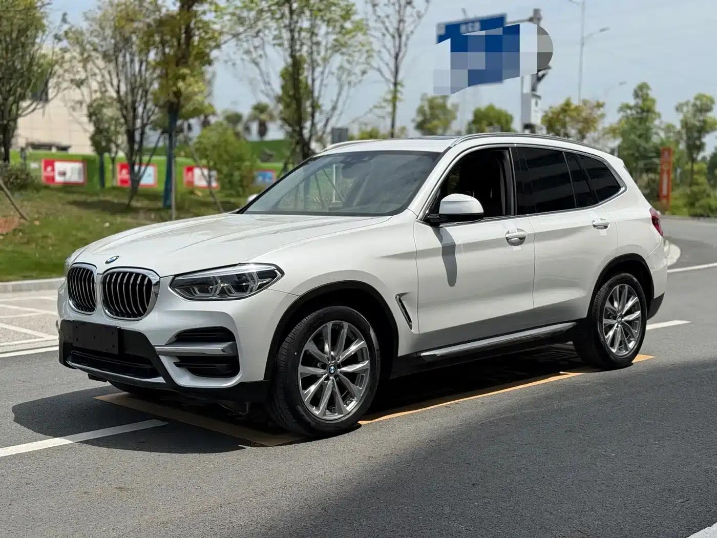 BMW X3 2021 xDrive25i Luxury Package — миниатюра 1
