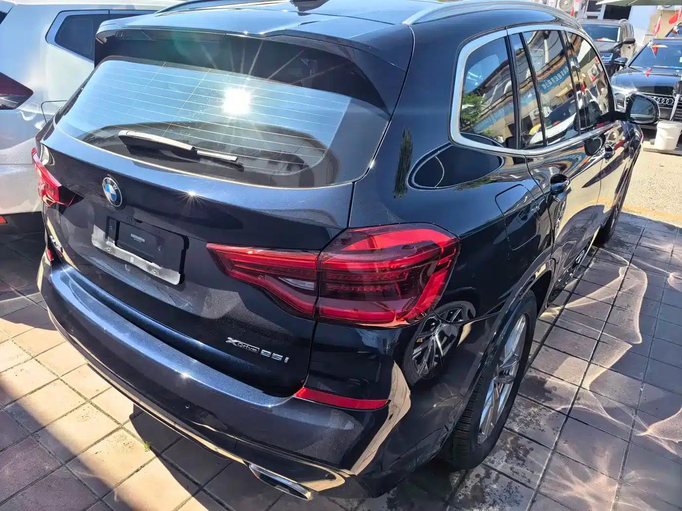 BMW X3 2021 xDrive25i M Sport Package — миниатюра 3