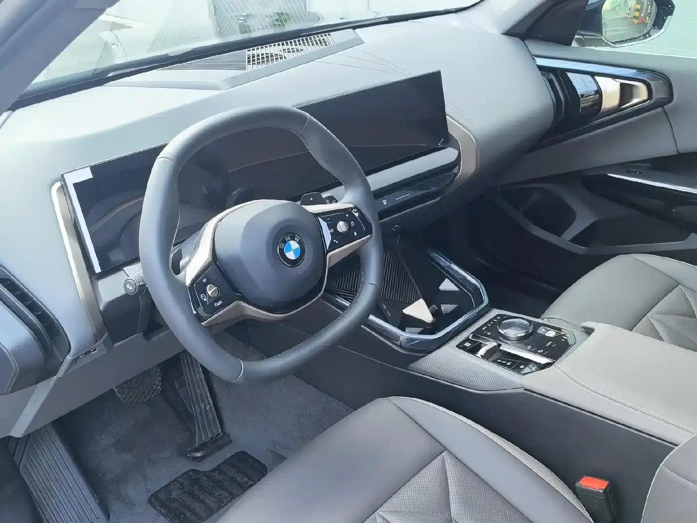 BMW X3 2025 xDrive25L Luxury Package — миниатюра 6
