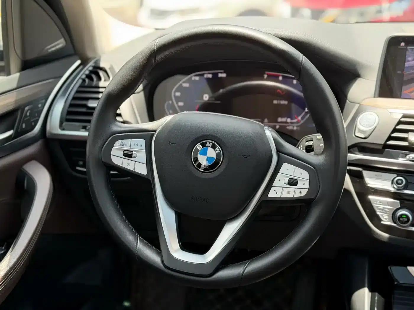 BMW X3 2021 xDrive28i Luxury Package — миниатюра 2