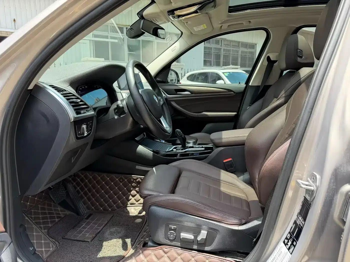 BMW X3 2021 xDrive28i Luxury Package — миниатюра 13