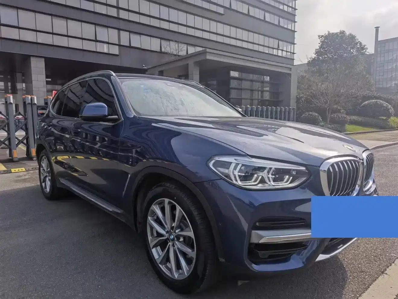 BMW X3 2018 xDrive25i Luxury Package (China V Emission Standard) — миниатюра 3