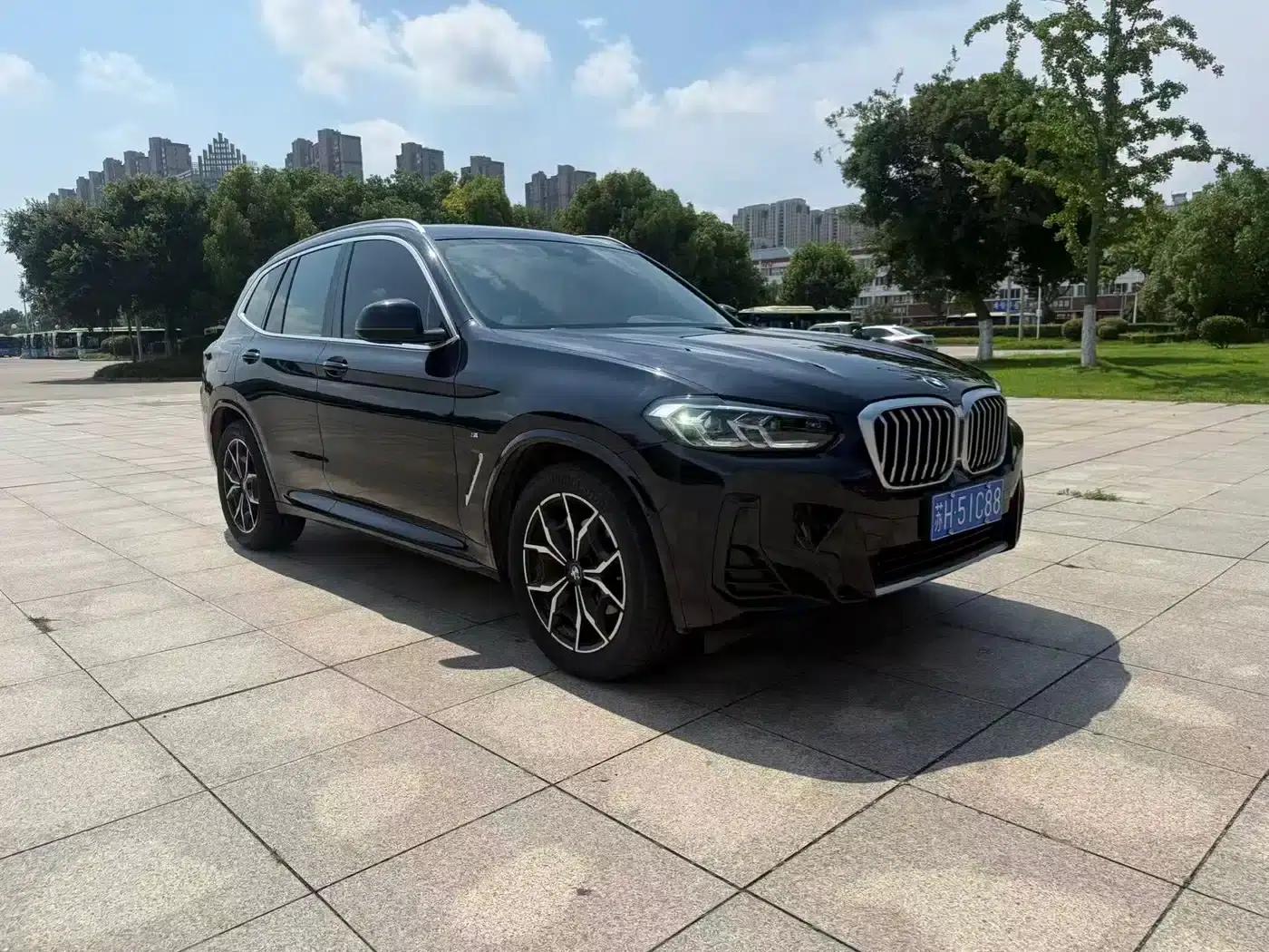 2022 BMW X3 xDrive25i M Sport Package — миниатюра 1