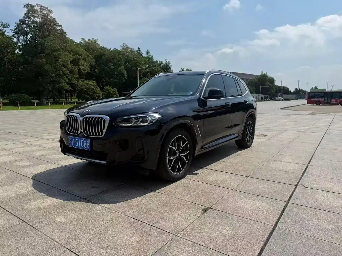 2022 BMW X3 xDrive25i M Sport Package — миниатюра 3