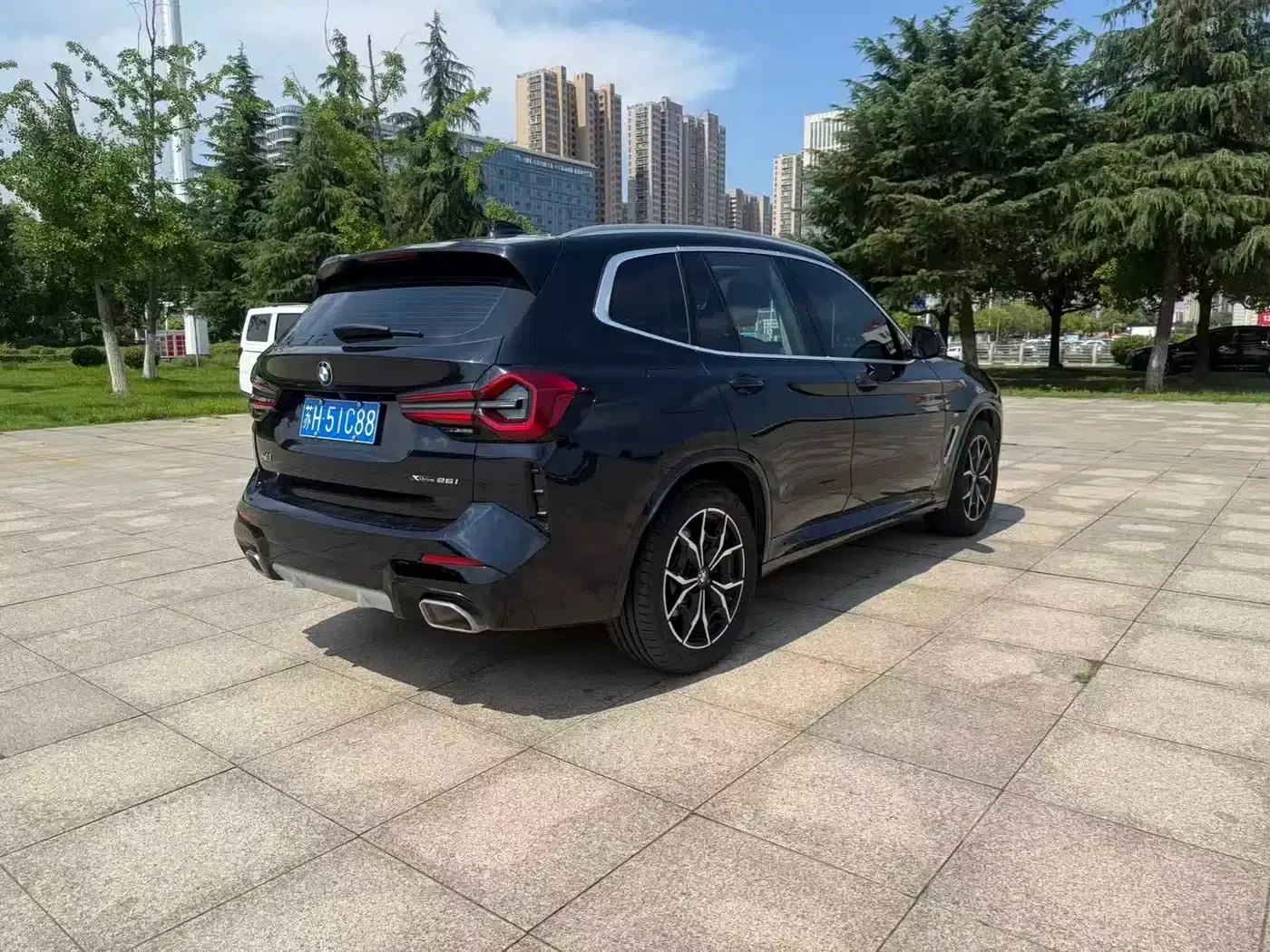 2022 BMW X3 xDrive25i M Sport Package — миниатюра 7