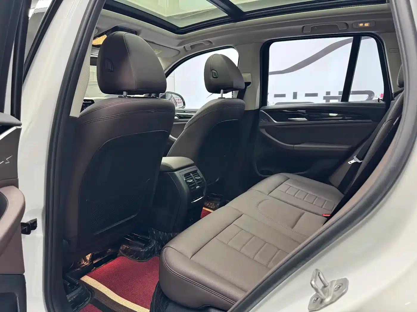 BMW X3 2021 xDrive25i M Sport Package — миниатюра 11