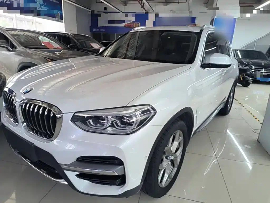 BMW X3 2020 xDrive28i Luxury Package — миниатюра 1