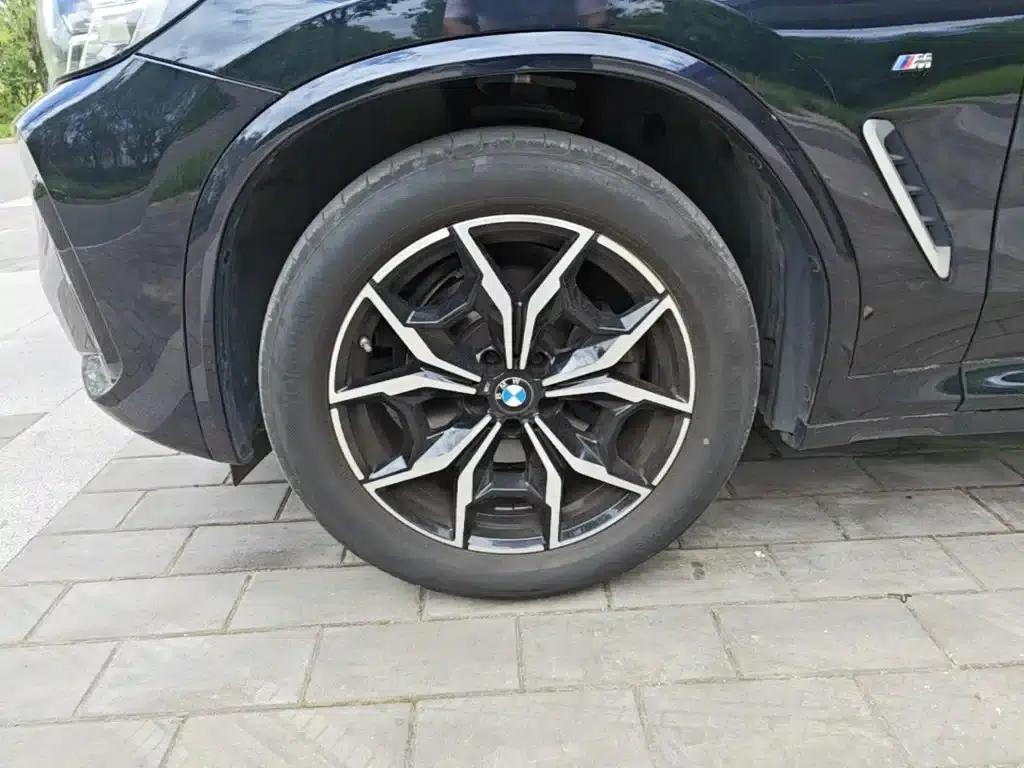 2023 BMW X3 xDrive25i M Sport Package — миниатюра 23