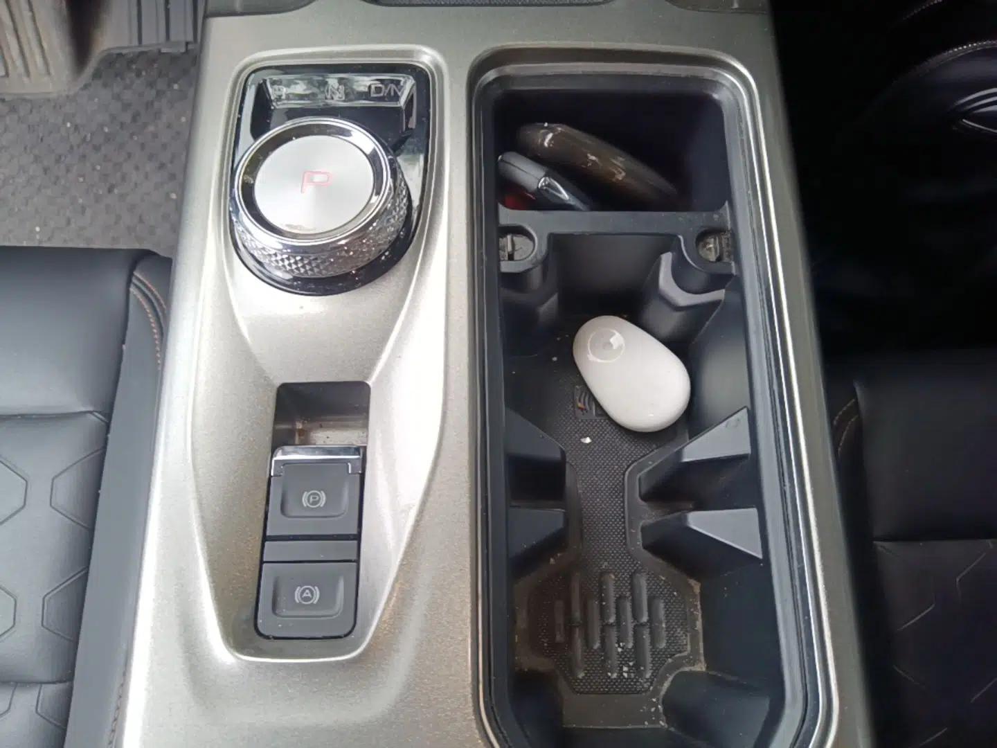 Haval DARGO 2021 1.5T DCT Two-Wheel Drive Labrador Edition — миниатюра 16
