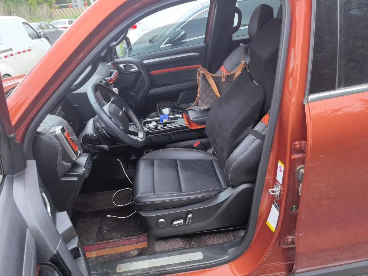 Haval DARGO 2021 1.5T DCT Two-Wheel Drive "Mǎquǎn" Edition — миниатюра 15