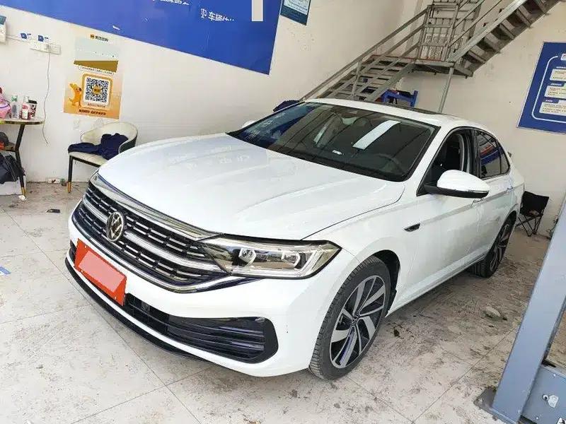 2025 Volkswagen Sagitar 300TSI DSG Excellence Edition — миниатюра 1