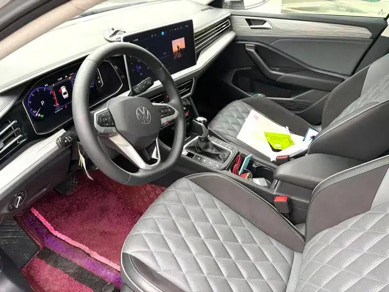2025 Volkswagen Sagitar 300TSI DSG Excellence Edition — миниатюра 12