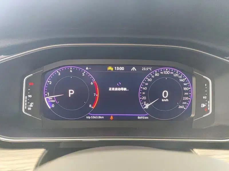 2025 Volkswagen Sagitar 300TSI DSG Excellence Edition — миниатюра 7