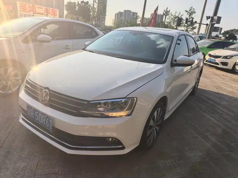2015 Volkswagen Sagitar 230TSI Automatic Comfort Model — миниатюра 1