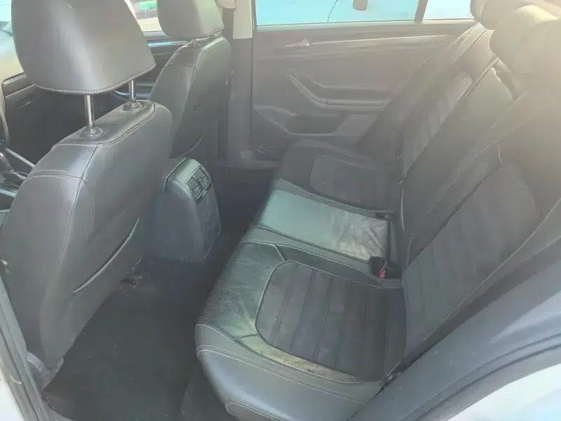 2015 Volkswagen Sagitar 230TSI Automatic Comfort Model — миниатюра 9