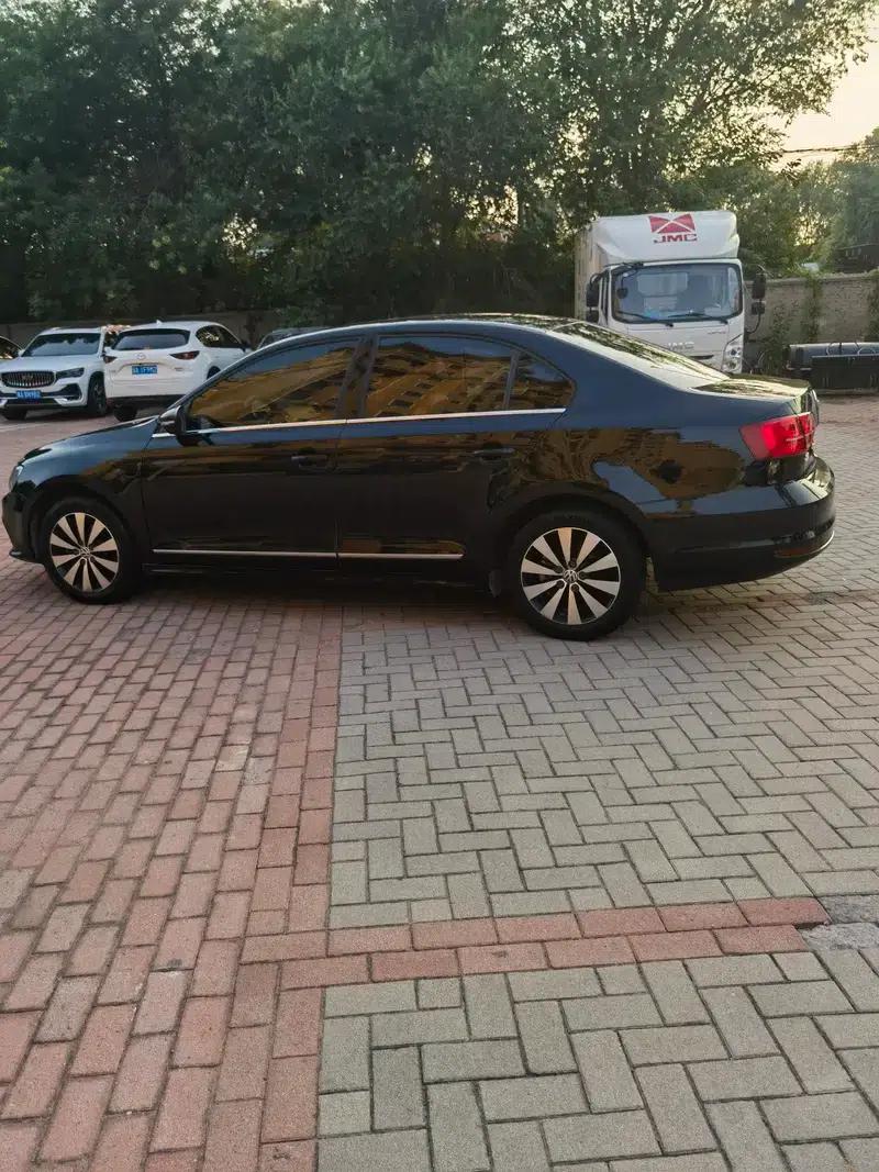 2018 Volkswagen Sagitar 1.6L Automatic Comfort Model — миниатюра 8