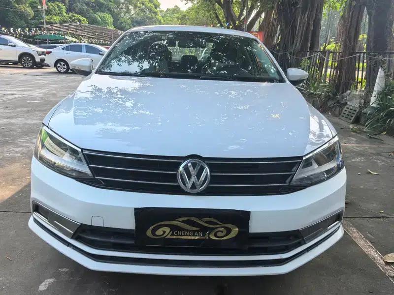 2015 Volkswagen Sagitar 1.6L Automatic Fashion Edition — миниатюра 2