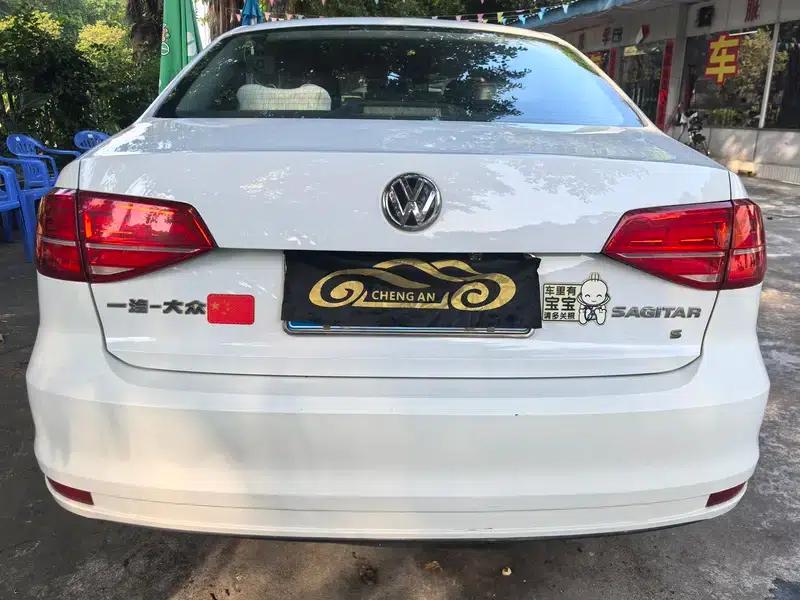 2015 Volkswagen Sagitar 1.6L Automatic Fashion Edition — миниатюра 5