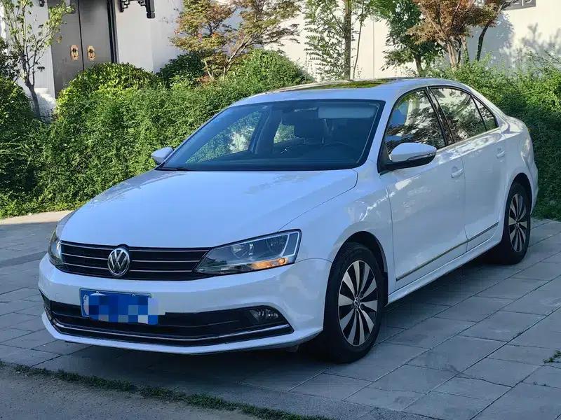 2017 Volkswagen Sagitar 1.6L Automatic Comfort Edition — миниатюра 1