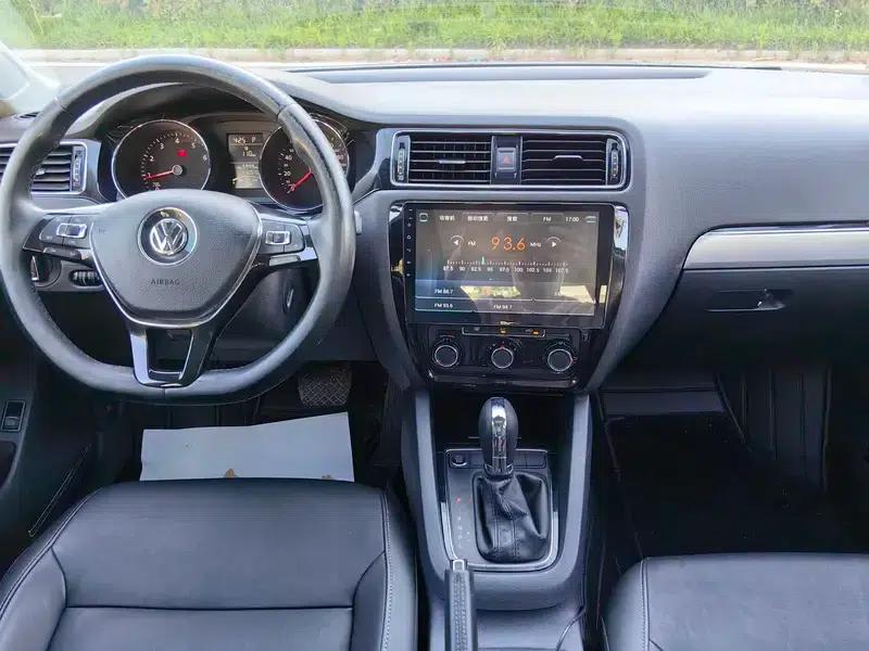 2017 Volkswagen Sagitar 1.6L Automatic Comfort Edition — миниатюра 9