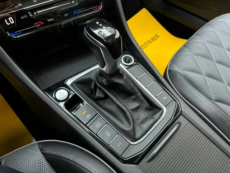2023 Volkswagen Sagitar 280TSI DSG Super Edition — миниатюра 14