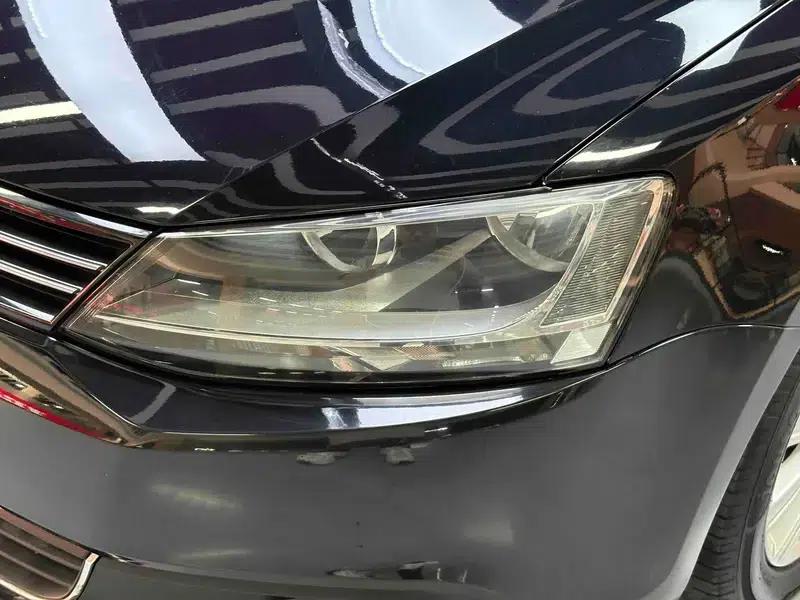 2014 Volkswagen Sagitar Facelift 1.6L Automatic Comfort Model — миниатюра 11
