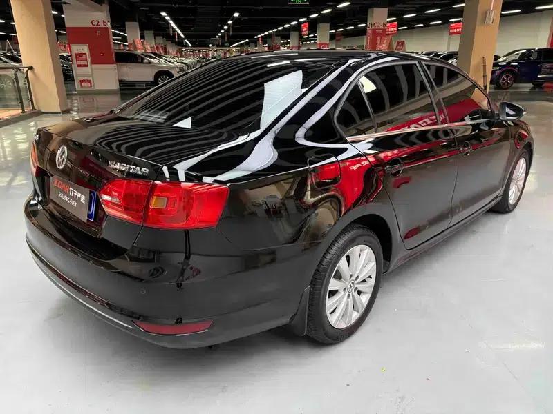 2014 Volkswagen Sagitar Facelift 1.6L Automatic Comfort Model — миниатюра 7
