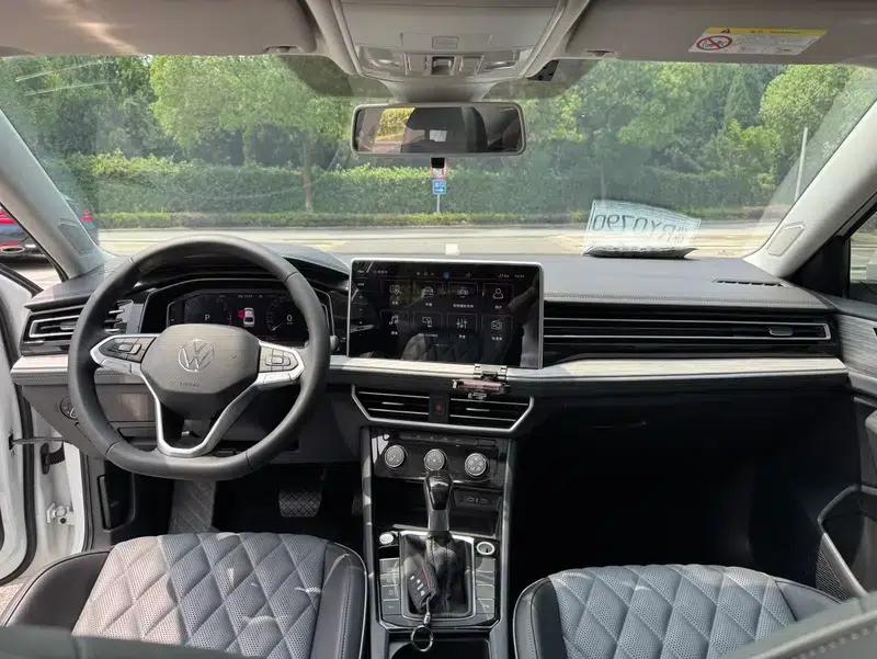 2023 Volkswagen Sagitar 300TSI DSG Super Edition — миниатюра 7