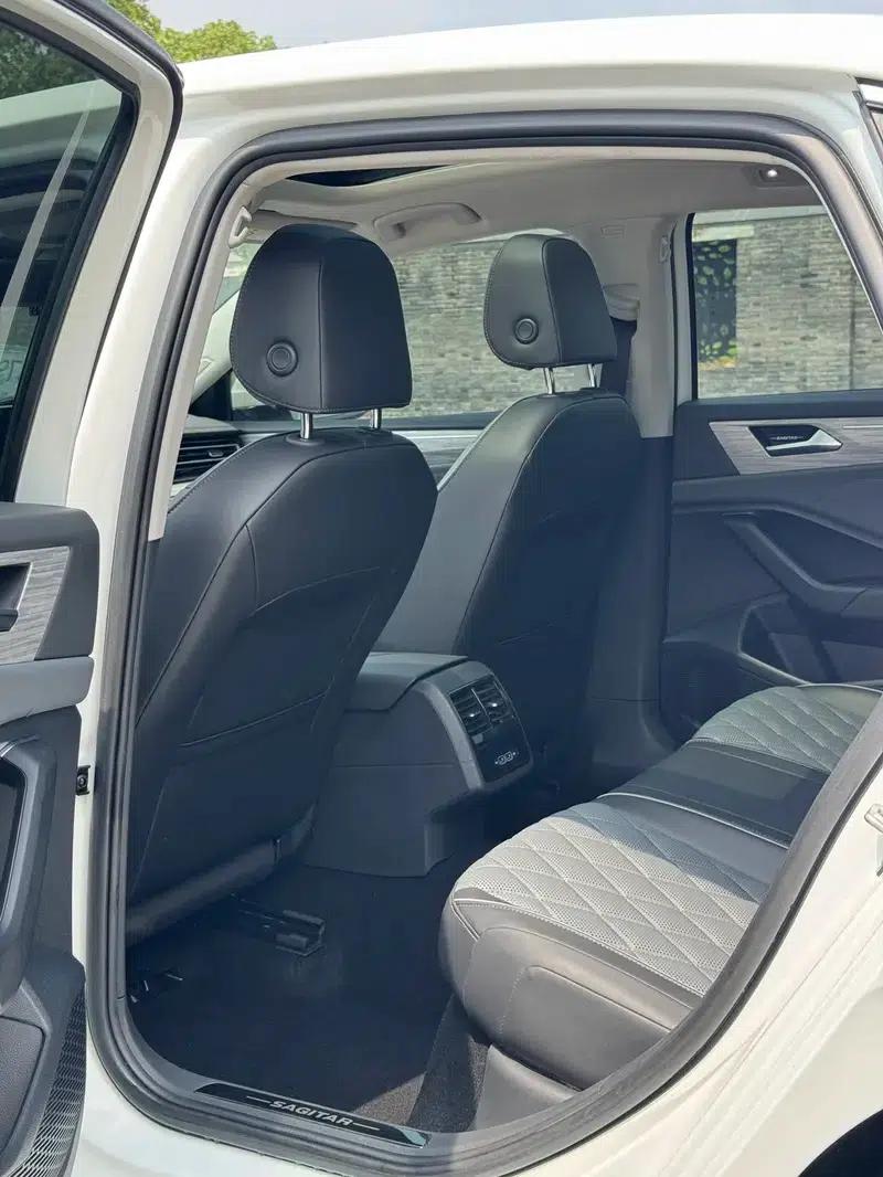 2023 Volkswagen Sagitar 300TSI DSG Super Edition — миниатюра 9