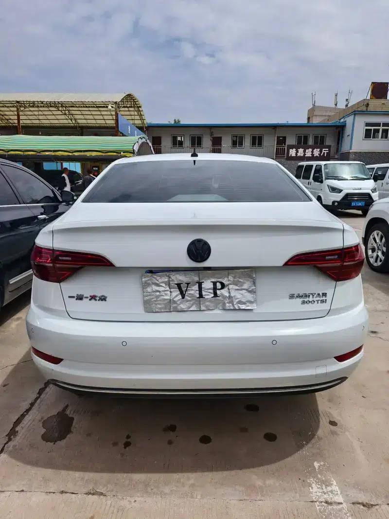 2021 Volkswagen Sagitar 200TSI Manual Comfort Smart Edition — миниатюра 5