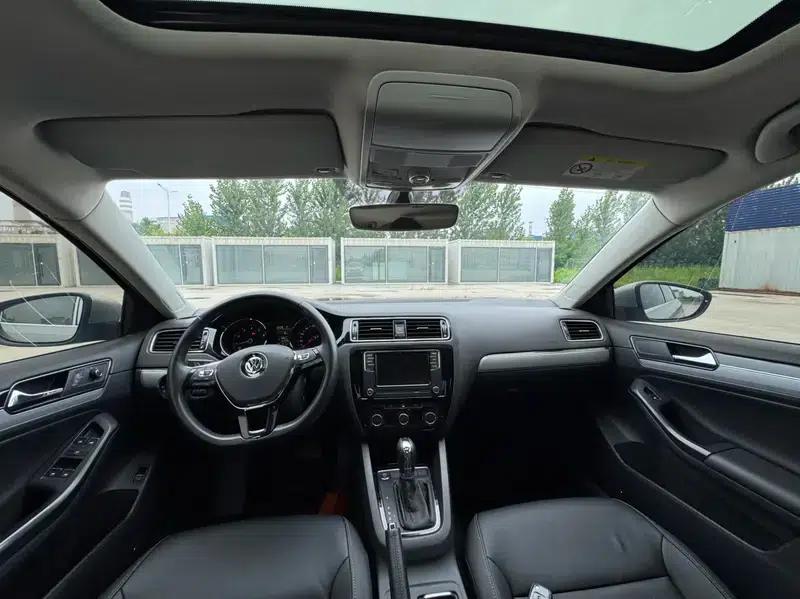 2018 Volkswagen Sagitar 1.6L Automatic Comfort Model — миниатюра 7