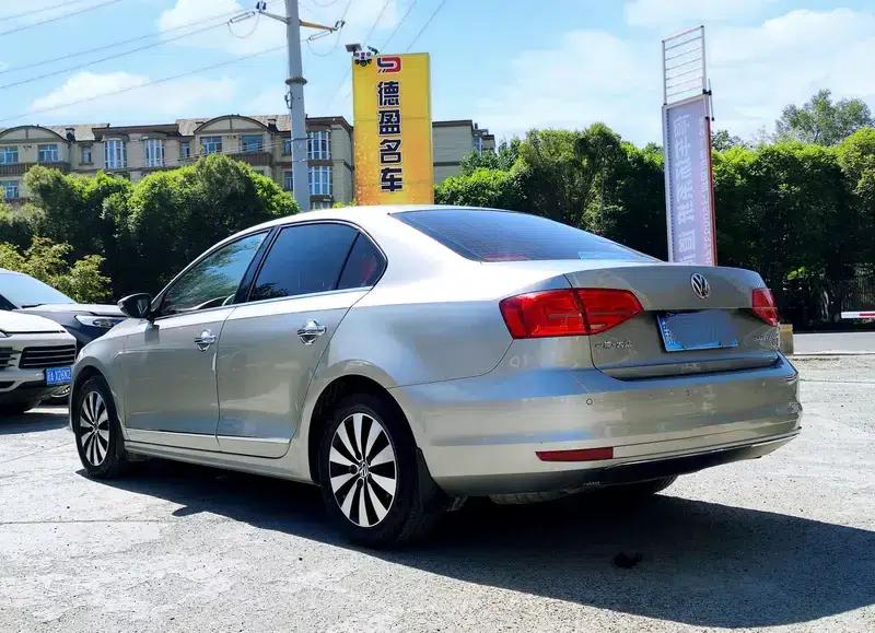 2017 Volkswagen Sagitar 1.6L Automatic Comfort Edition — миниатюра 4