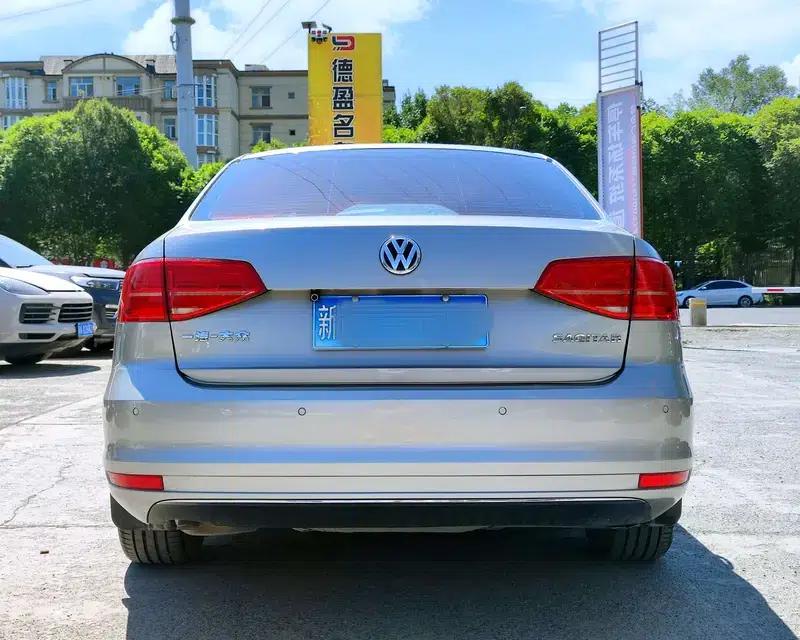 2017 Volkswagen Sagitar 1.6L Automatic Comfort Edition — миниатюра 5