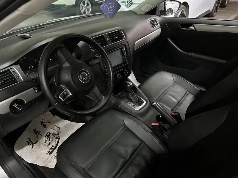 2014 Volkswagen Sagitar 1.6L Automatic Comfort Model — миниатюра 8