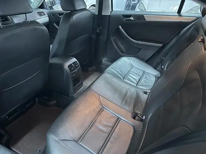 2014 Volkswagen Sagitar 1.6L Automatic Comfort Model — миниатюра 9