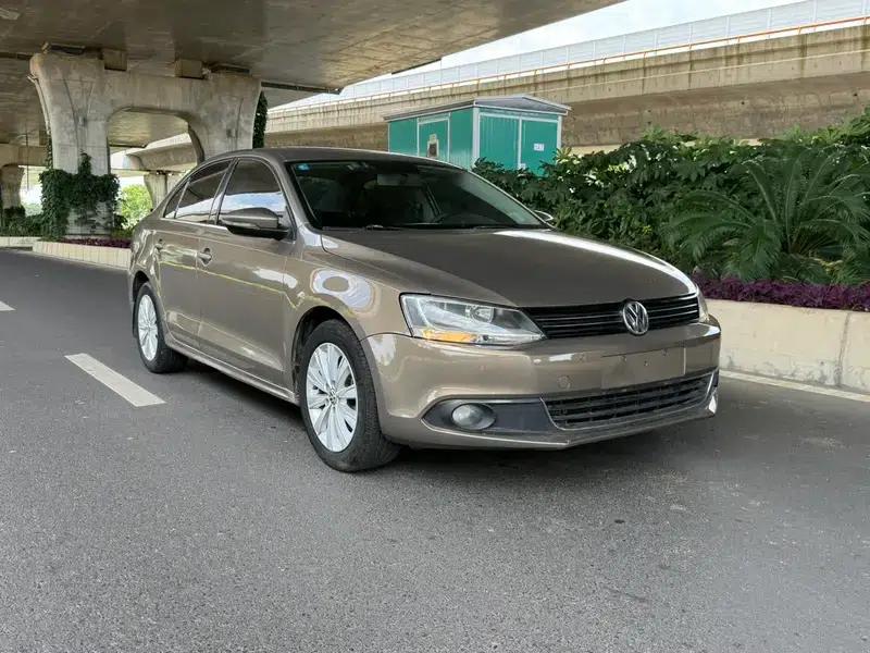 2014 Volkswagen Sagitar 1.4TSI Automatic Luxury — миниатюра 3