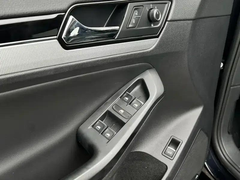 Sagitar 2018 180TSI DSG Premium Edition — миниатюра 23