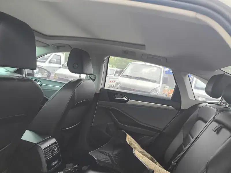 2022 Volkswagen Sagitar 280TSI DSG Flying Edition — миниатюра 5
