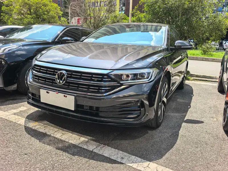 2024 Volkswagen Sagitar 300TSI DSG Super Edition — миниатюра 1