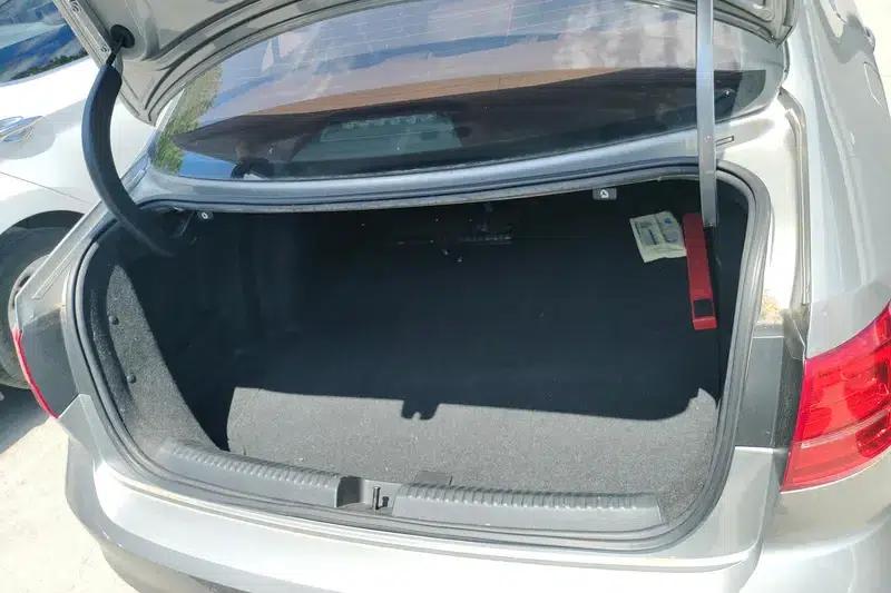 2015 Volkswagen Sagitar 1.6L Automatic Comfort Model — миниатюра 17
