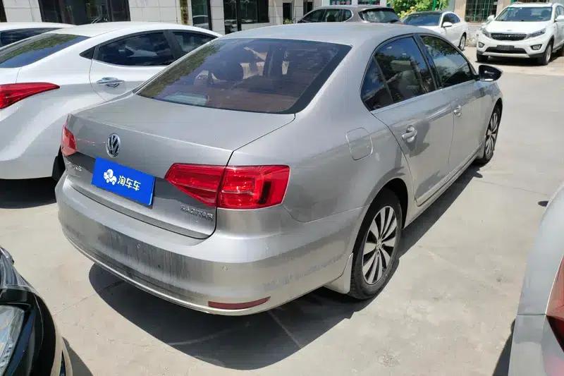 2015 Volkswagen Sagitar 1.6L Automatic Comfort Model — миниатюра 3