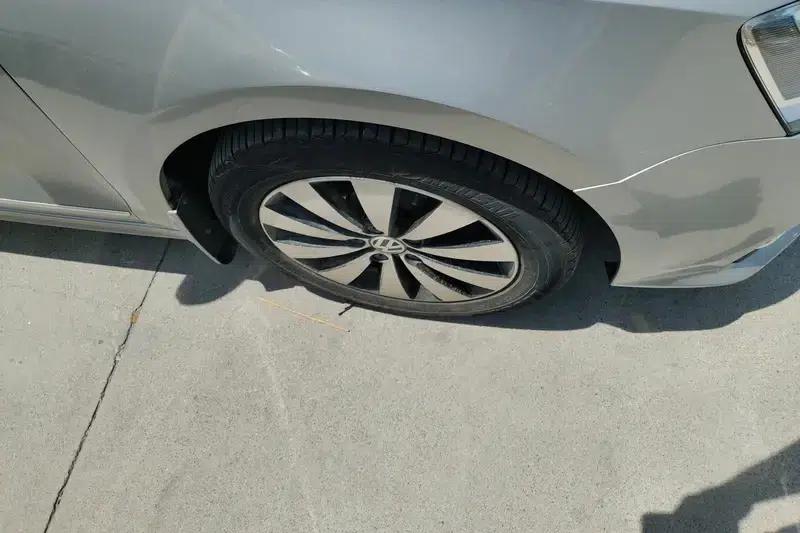 2015 Volkswagen Sagitar 1.6L Automatic Comfort Model — миниатюра 8