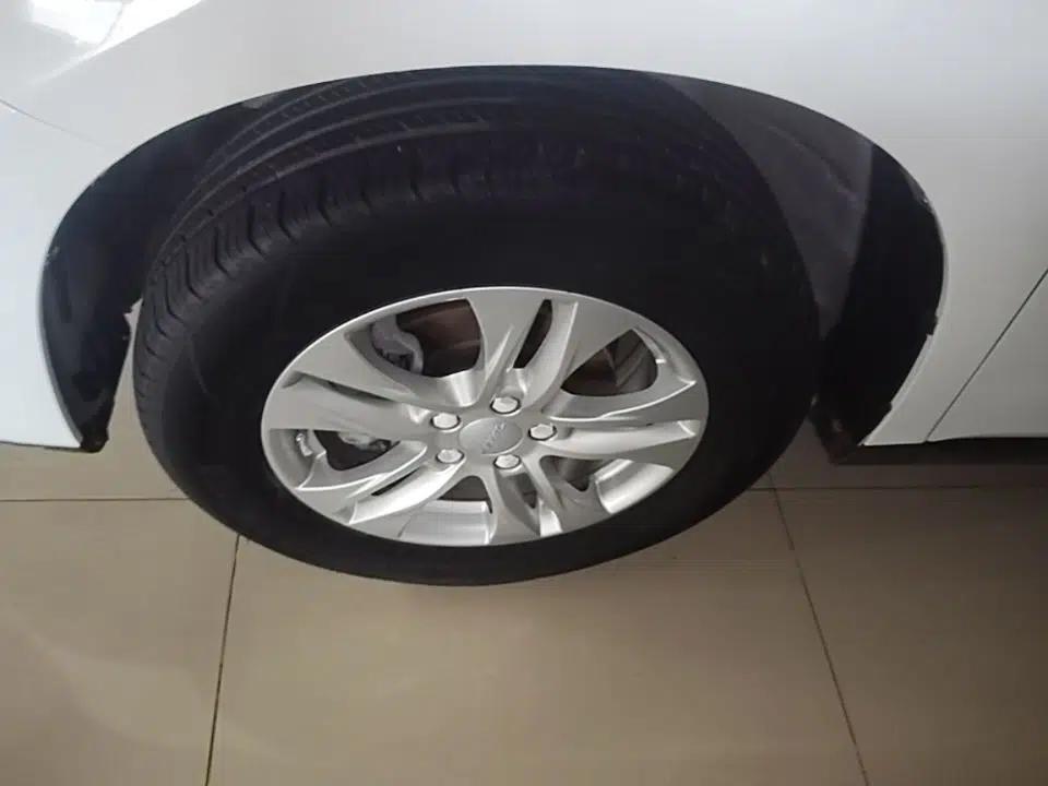 Haval M6 2019 1.5T DCT Two-Wheel Drive Elite Version China VI Standard — миниатюра 10