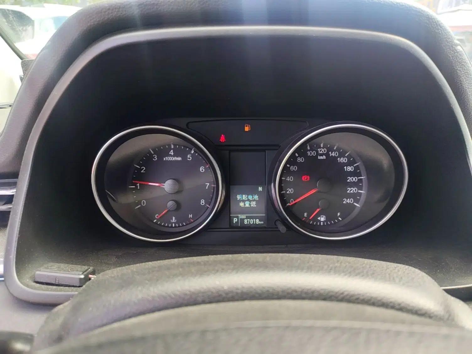 Haval M6 2021 PLUS 1.5T DCT Luxury Smart Connectivity Model — миниатюра 14