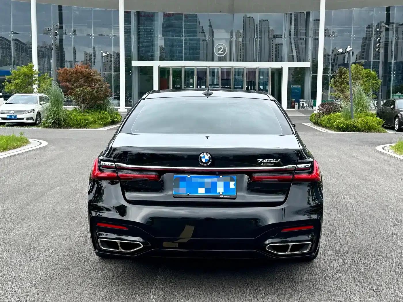 2018 BMW 7 Series 740Li Leading Model, Excellence Package — миниатюра 5