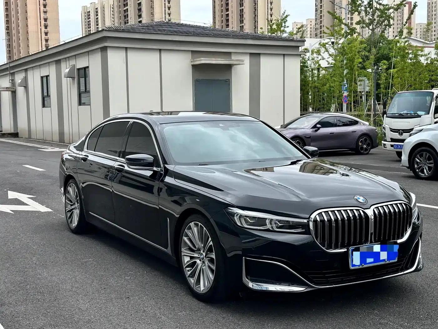 2019 BMW 7 Series 740Li Leading Luxury Package — миниатюра 3