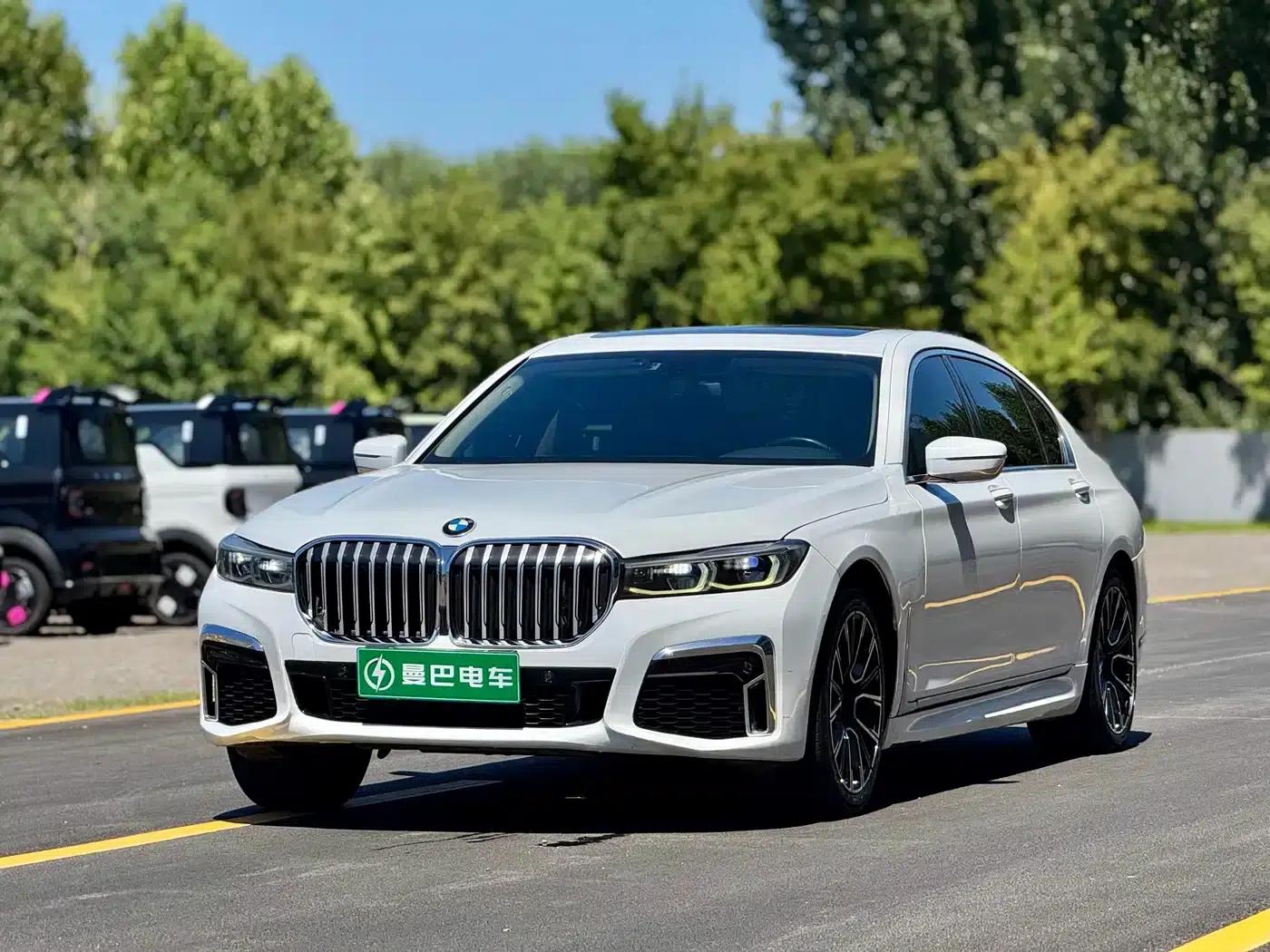 2016 BMW 7 Series 730Li Luxury — миниатюра 1